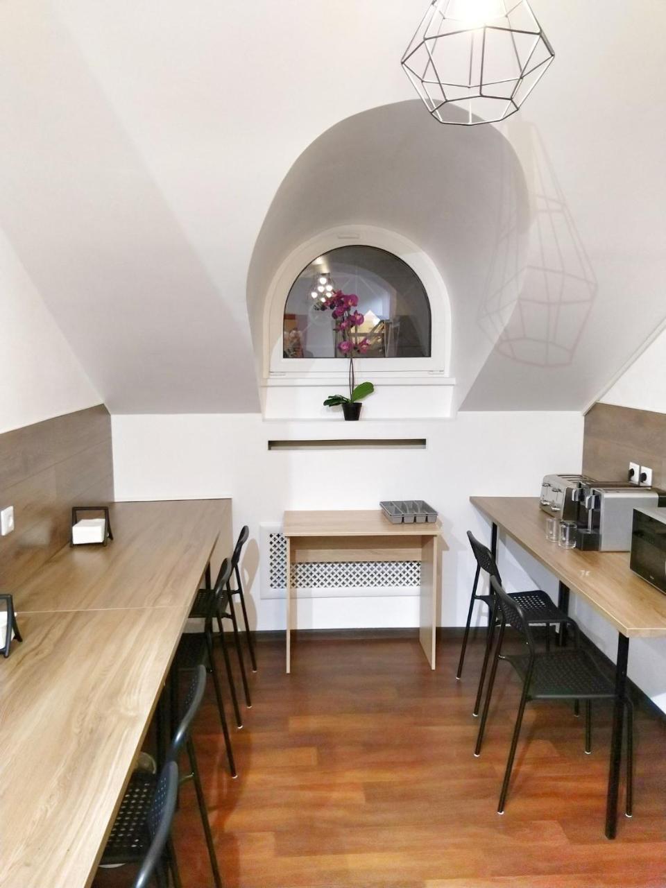 Attic Hostel Saint-Petersburg 상트페테르부르크 외부 사진